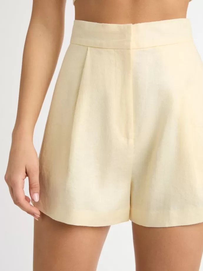 Discount Mila Linen Short Woman Shorts